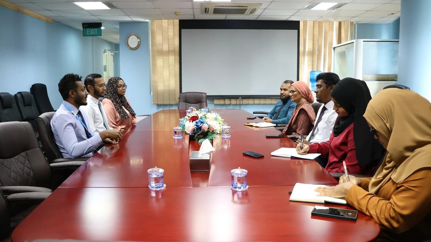 ބީސީސީއިން، ވަޒީރު ޑރ. މަރިޔަމް މާރިޔާ އާއި ބައްދަލުކުރައްވައިފި