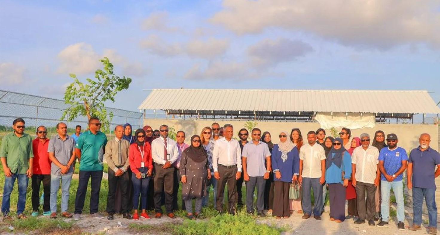 ޕެޓް ކެއަރ ފެސިލިޓީގެ ބިމުގައި ގަސް އިންދުމުގެ އިތުރު ހަރަކާތްތަކެއް ކުރިޔަށް ގެންގޮސްފި