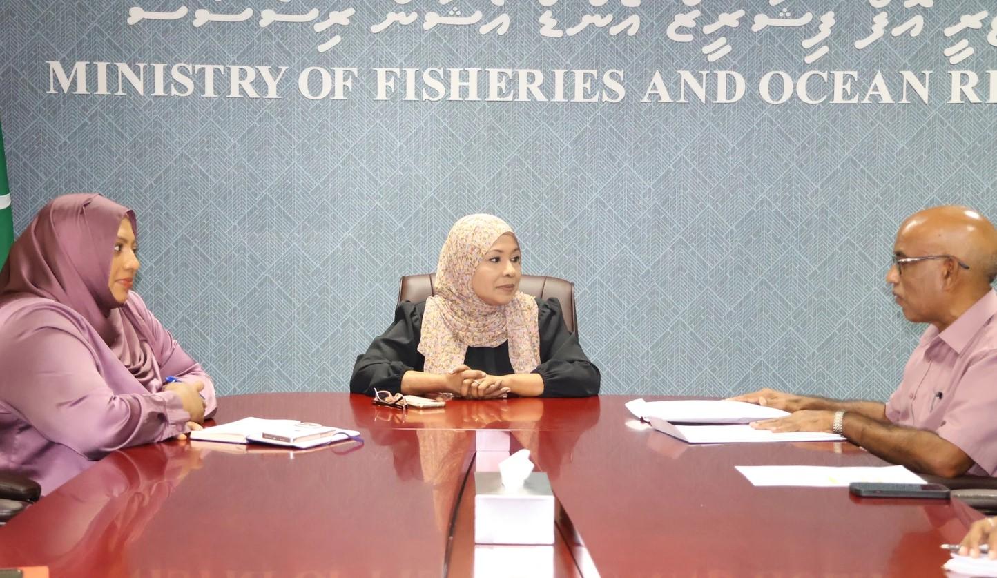 ހޯރޓިފާމްގެ ބޭފުޅުންނާއި މިނިސްޓަރ ރަމީލާ ބައްދަލުކުރައްވައި