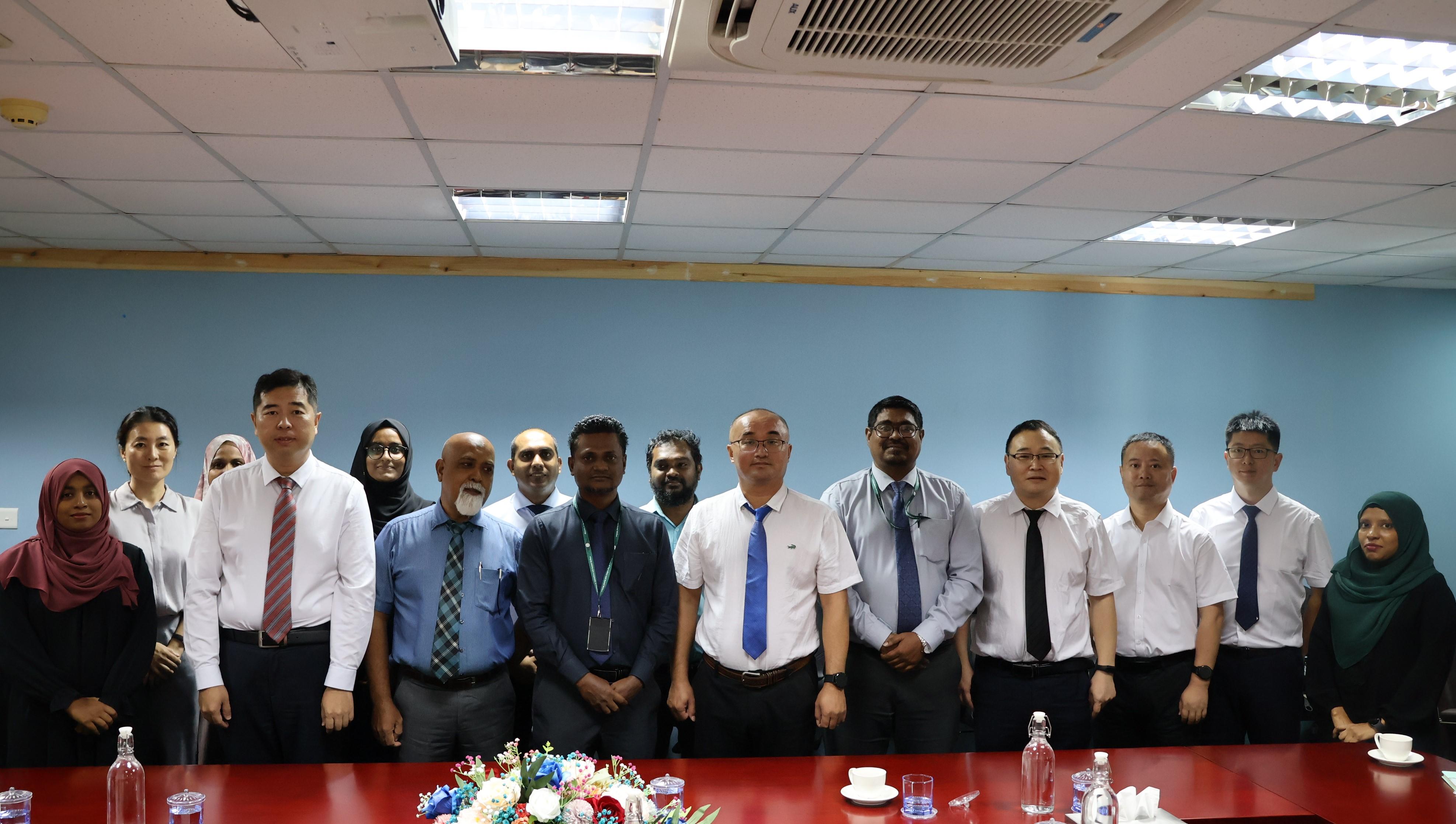 ރުއްގަހަށް ދިމާވަމުން އަންނަ ފަނިފަކްސާގެ ބަލިތައް ކޮންޓްރޯލްކުރުމަށް ޗައިނާގެ ތަޖުރިބާކާރުނާއެކު މުހިންމު މަޝްވަރާތަކެއް ކޮށްފި